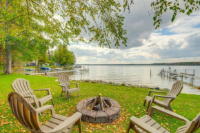 Kalkaska Retreat Private Hot Tub, Dock, Fireplace